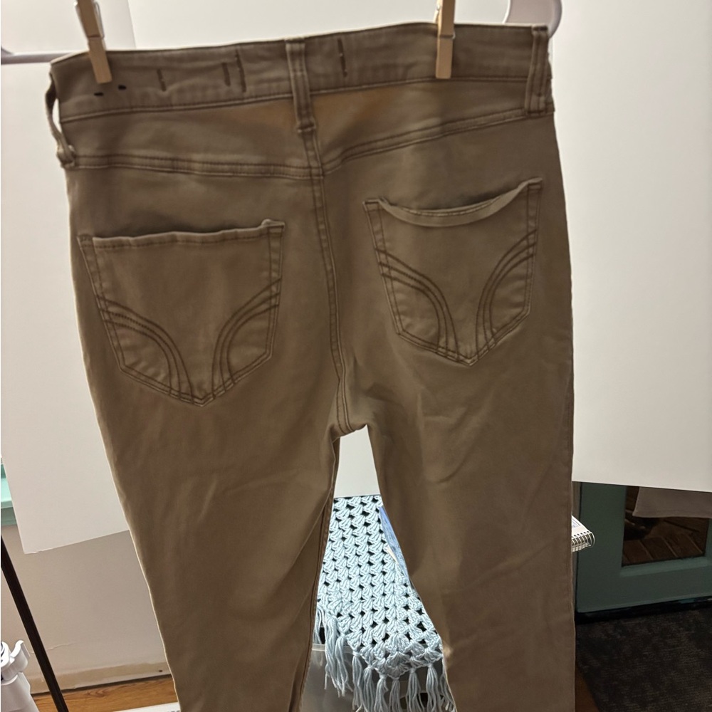 Hollister Women's Beige Straight Leg Jeans